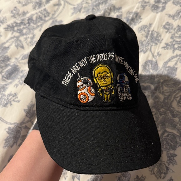 Black Star Wars Embroidered Cap - Picture 3 of 3